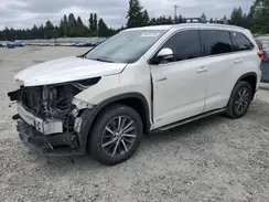 5TDJGRFH8HS031121 2017 TOYOTA HIGHLANDER