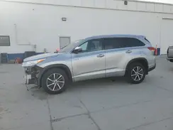 5TDJGRFH8HS034407 2017 TOYOTA HIGHLANDER