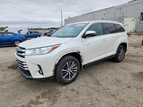 5TDJGRFH8KS053322 2019 TOYOTA HIGHLANDER - Image 1