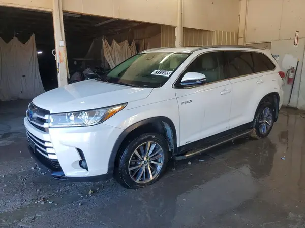 5TDJGRFH8KS057757 2019 TOYOTA HIGHLANDER - Image 1