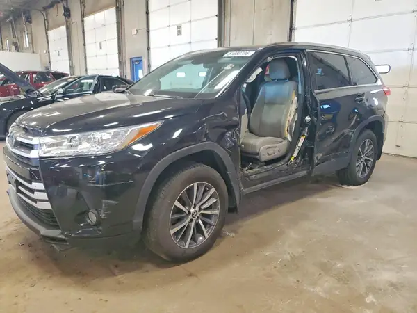 5TDJGRFH8KS068273 2019 TOYOTA HIGHLANDER - Image 1