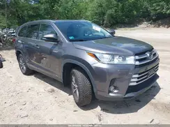 5TDJGRFH8KS070931 2019 TOYOTA HIGHLANDER