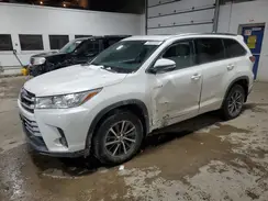 5TDJGRFH9HS033086 2017 TOYOTA HIGHLANDER