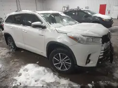 5TDJGRFH9HS036098 2017 TOYOTA HIGHLANDER