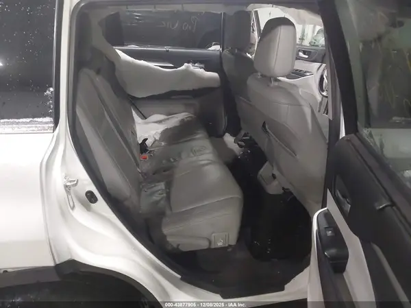 5TDJGRFH9HS036098 2017 TOYOTA HIGHLANDER - Image 8