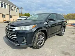 5TDJGRFH9KS062515 2019 TOYOTA HIGHLANDER