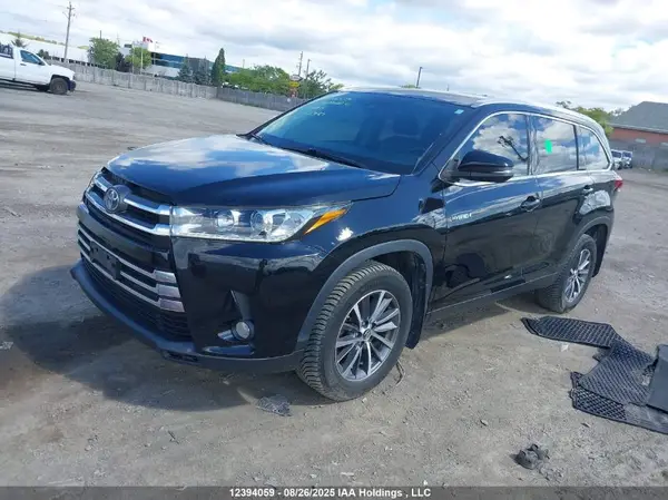 5TDJGRFH9KS068346 2019 TOYOTA HIGHLANDER - Image 2