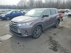 5TDJGRFHXHS032786 2017 TOYOTA HIGHLANDER