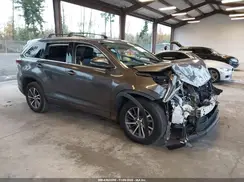 5TDJGRFHXJS037850 2018 TOYOTA HIGHLANDER