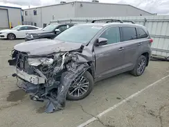 5TDJGRFHXJS042076 2018 TOYOTA HIGHLANDER