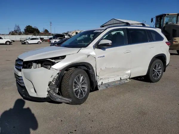 5TDJGRFHXJS048282 2018 TOYOTA HIGHLANDER - Image 1