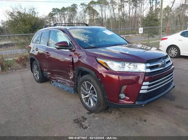 5TDJGRFHXKS054780 2019 TOYOTA HIGHLANDER - Image 1