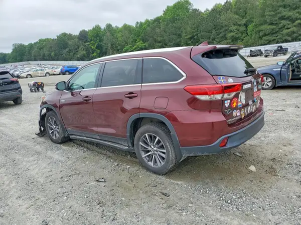 5TDJGRFHXKS057002 2019 TOYOTA HIGHLANDER - Image 2