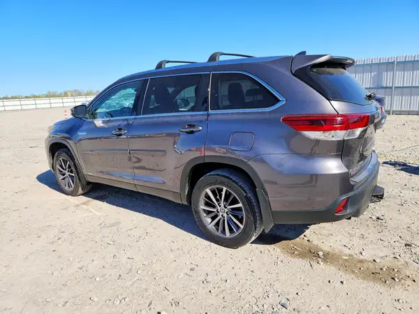 5TDJGRFHXKS059736 2019 TOYOTA HIGHLANDER - Image 2