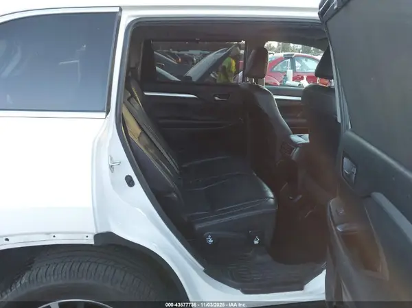5TDJGRFHXKS060496 2019 TOYOTA HIGHLANDER - Image 8
