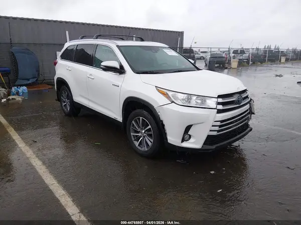 5TDJGRFHXKS063544 2019 TOYOTA HIGHLANDER - Image 1