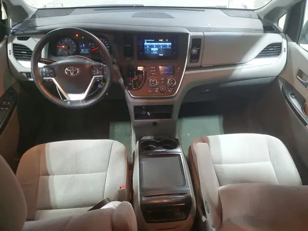5TDJK3DC0GS132428 2016 TOYOTA SIENNA - Image 8