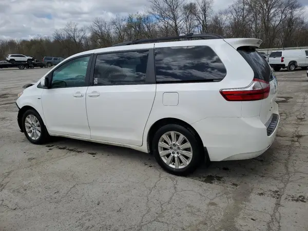 5TDJK3DC3GS131175 2016 TOYOTA SIENNA - Image 2