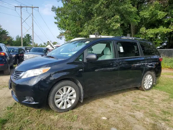 5TDJK3DC3GS139616 2016 TOYOTA SIENNA - Image 2