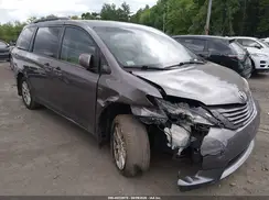 5TDJK3DC6GS135754 2016 TOYOTA SIENNA
