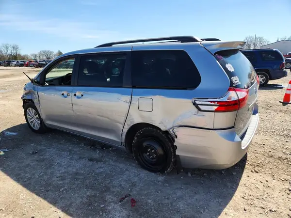 5TDJK3DC6GS142414 2016 TOYOTA SIENNA - Image 2