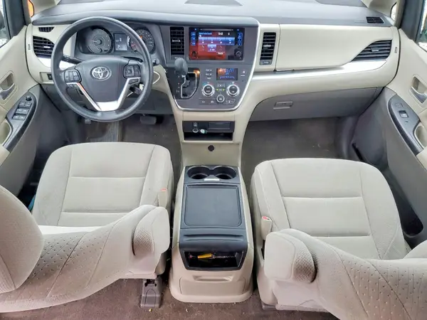 5TDJK3DC6GS143577 2016 TOYOTA SIENNA - Image 8