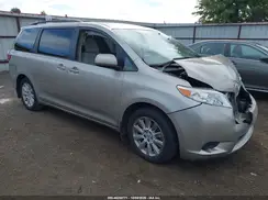 5TDJK3DC8GS130992 2016 TOYOTA SIENNA
