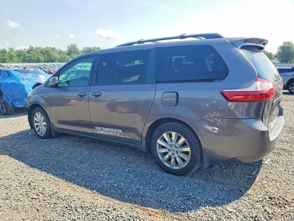5TDJK3DC8GS136047 2016 TOYOTA SIENNA - Image 2