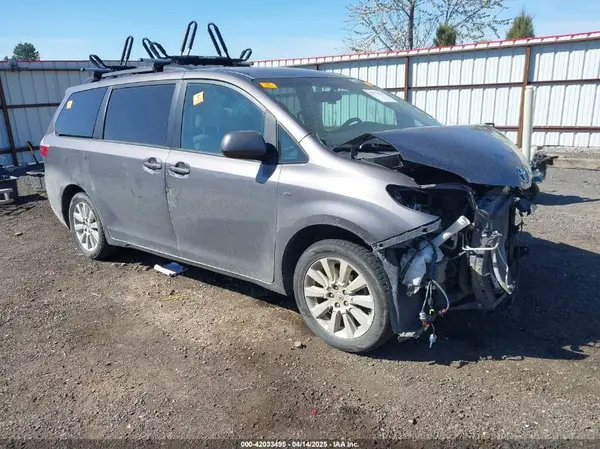5TDJK3DC9GS130774 2016 TOYOTA SIENNA - Image 1