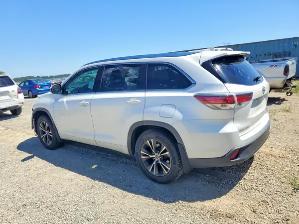 5TDJKRFH0GS226109 2016 TOYOTA HIGHLANDER - Image 2