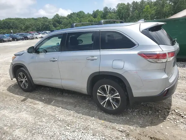5TDJKRFH0GS229463 2016 TOYOTA HIGHLANDER - Image 2