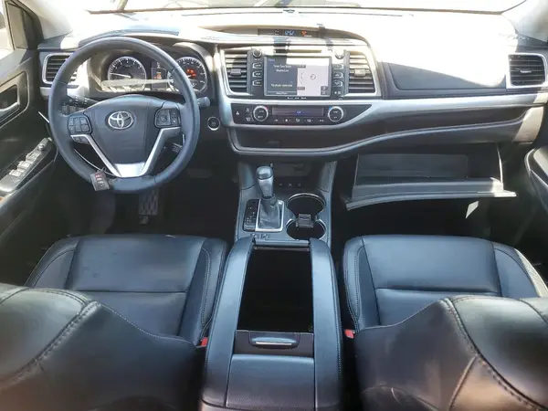 5TDJKRFH0GS232203 2016 TOYOTA HIGHLANDER - Image 8