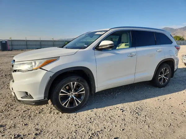 5TDJKRFH0GS235294 2016 TOYOTA HIGHLANDER - Image 1
