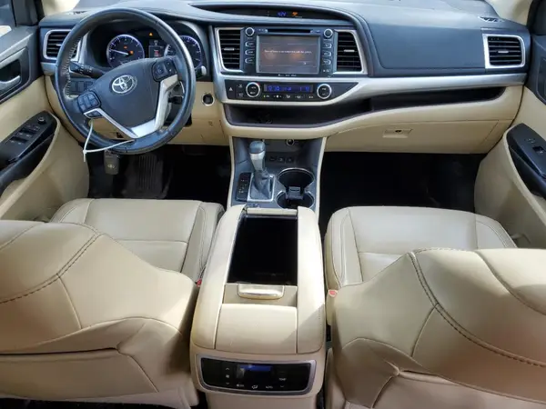 5TDJKRFH0GS235621 2016 TOYOTA HIGHLANDER - Image 8