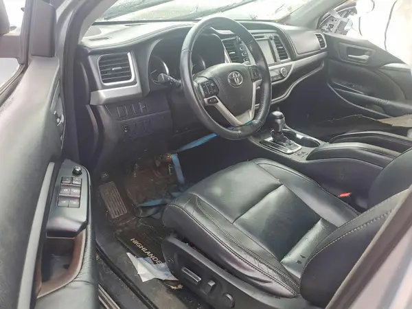 5TDJKRFH0GS248501 2016 TOYOTA HIGHLANDER - Image 8