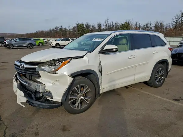 5TDJKRFH0GS257778 2016 TOYOTA HIGHLANDER - Image 1