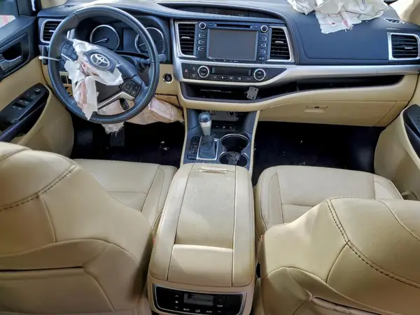 5TDJKRFH0GS257778 2016 TOYOTA HIGHLANDER - Image 8