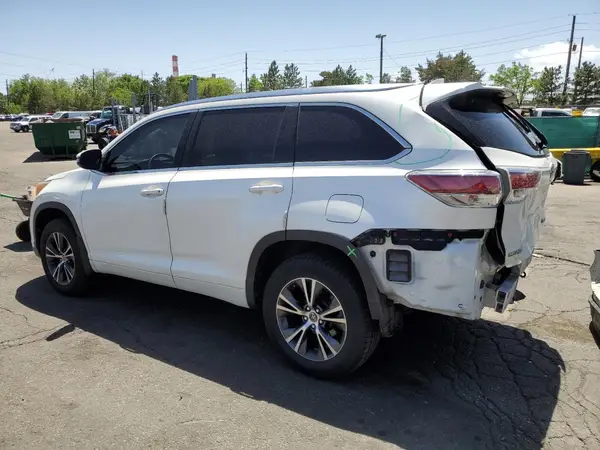 5TDJKRFH0GS258574 2016 TOYOTA HIGHLANDER - Image 2