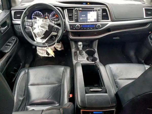 5TDJKRFH0GS259188 2016 TOYOTA HIGHLANDER - Image 8