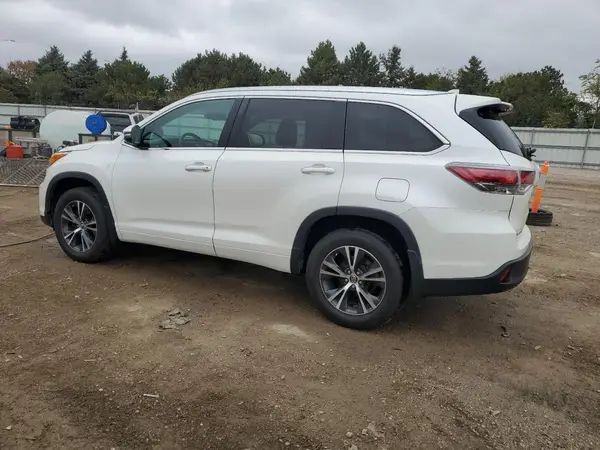 5TDJKRFH0GS284950 2016 TOYOTA HIGHLANDER - Image 2