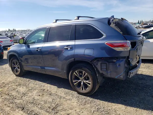 5TDJKRFH0GS286620 2016 TOYOTA HIGHLANDER - Image 2