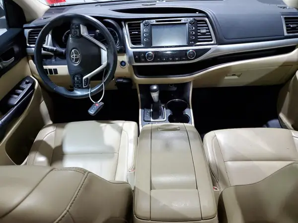 5TDJKRFH0GS288318 2016 TOYOTA HIGHLANDER - Image 8