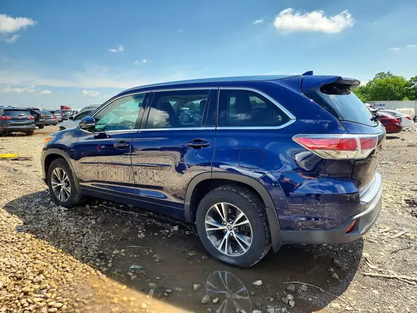 5TDJKRFH0GS288738 2016 TOYOTA HIGHLANDER - Image 2