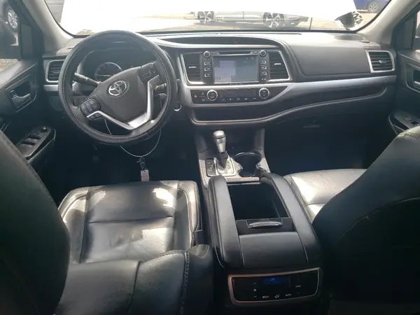 5TDJKRFH0GS289193 2016 TOYOTA HIGHLANDER - Image 8