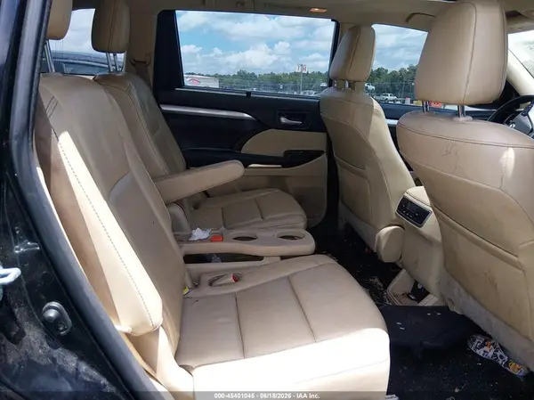 5TDJKRFH0GS310981 2016 TOYOTA HIGHLANDER - Image 8