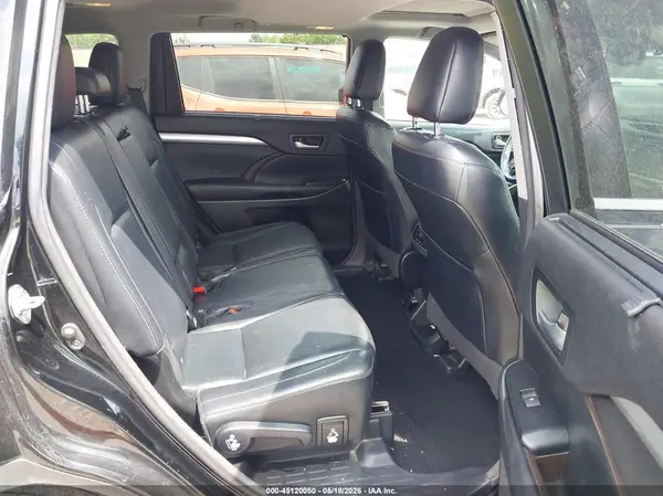 5TDJKRFH0GS327327 2016 TOYOTA HIGHLANDER - Image 8