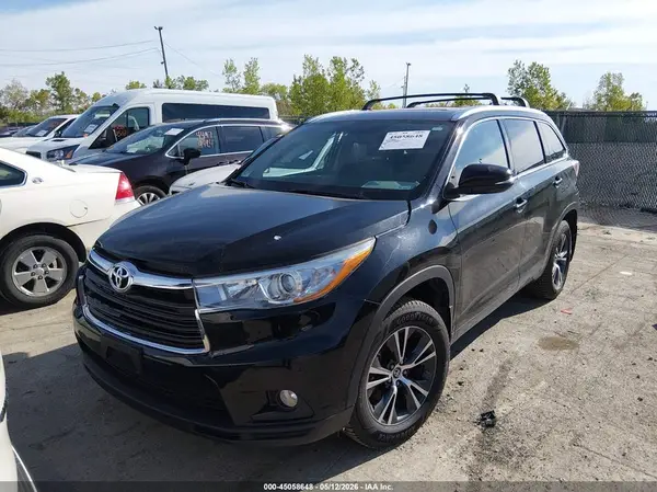 5TDJKRFH0GS328154 2016 TOYOTA HIGHLANDER - Image 2