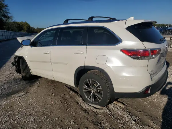 5TDJKRFH0GS328333 2016 TOYOTA HIGHLANDER - Image 2