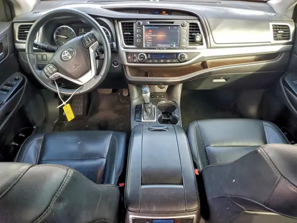5TDJKRFH0GS330793 2016 TOYOTA HIGHLANDER - Image 8