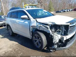 5TDJKRFH0GS348694 2016 TOYOTA HIGHLANDER